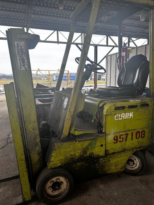 2000 Clark Electric Forklift (950092) - Image 8